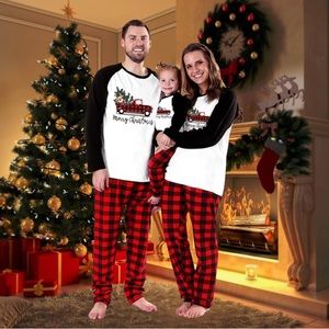 CHRISTMAS PAJAMA SET WOMEN’S LARGE